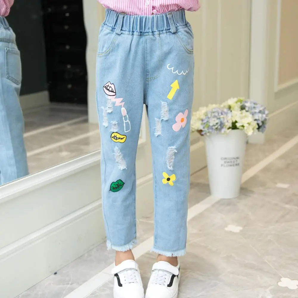 Детские джинсы с принтом в Корейском стиле для девочек детские свободные штаны джинсовые брюки для девочек, осенне-весенняя одежда для детей возрастом от 4 до 14 лет