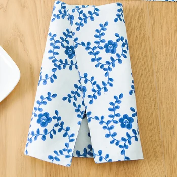 

Blue and white Porcelain Pattern Table Mats & Placemat for kitchen & Dining Table Decorations Manteles Individuales De Mesa