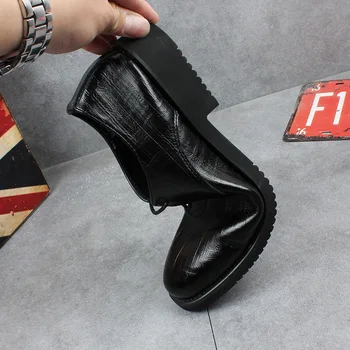 

New men joker black business suit increased within 2020 spring wingtip shoes groom the stylist of leather shoes