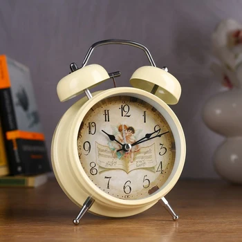 

Alarm clock "Two angels", d = 11.5 cm 906600