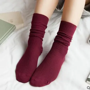 

2019 Autumn Winter Vintage Middle Socks Breathable Fashion Casual Pure Color Cotton Middle Socks Warm Fashions Socks