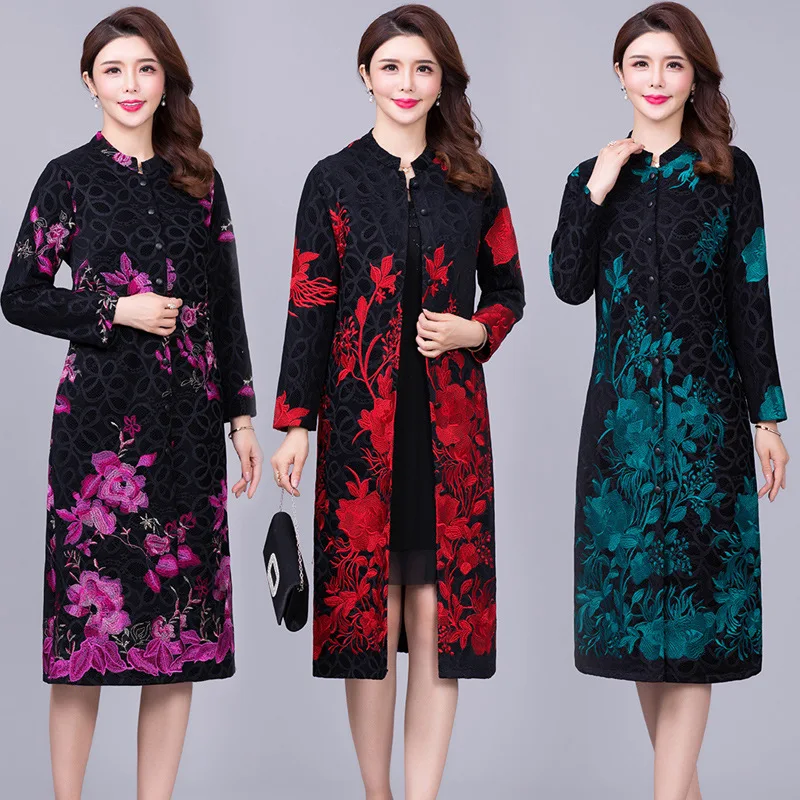 

Spring And Autumn Middle-aged Women Dress National Wind Embroidery Trench Coat Kuotaitai Mid-length Elegant Large Size Middle-ag