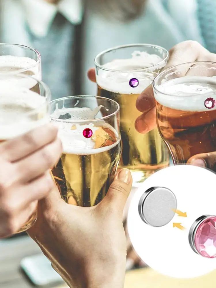 12 Pcs Charm Magnetic Drink Markers Wine Wine Glass Rings Tags Crystal Magnetic Glass for Goblet Champagne Flutes Cocktails drink markers
