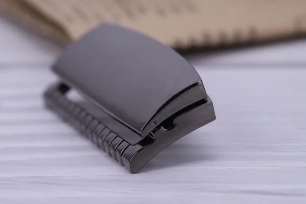 Yaqi Single Edge Gunmetal Color Safety Razor Head