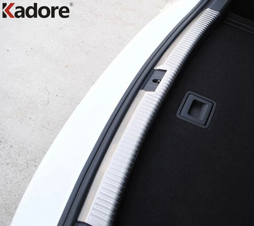 

For Volkswagen GOLF 7 Golf7 2014-2017 Stainless Steel Inner Rear Bumper Protector Sill Trunk Trim Threshold Pad Plate Cover