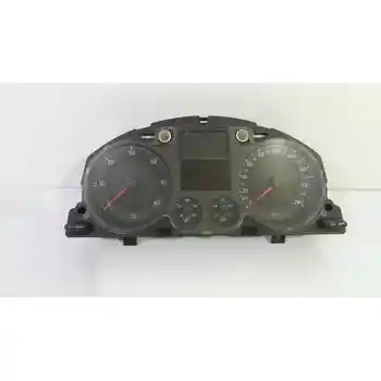 

3C0920851M 2221591 Watch Features Km Volkswagen Passat Lim. (362)