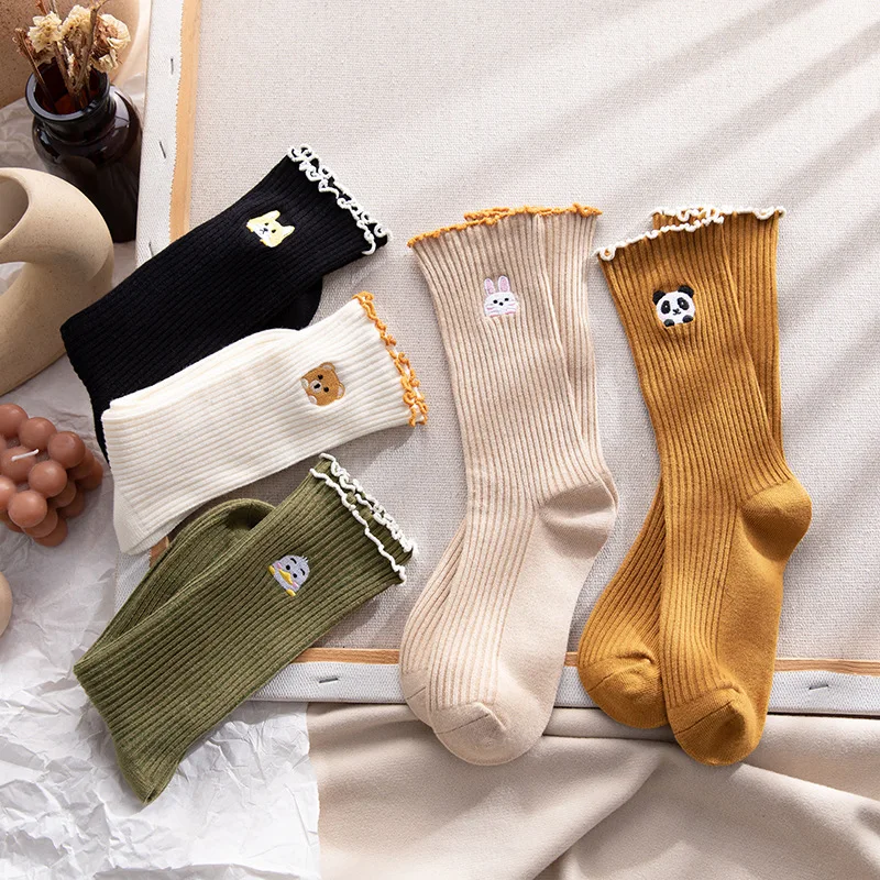 Hc3601044a4bd4f199e03f7866574aafca - Women's 80% Cotton Breathable Rabbit Embroidery Socks Wholesale - Wholesale Gym Clothing Manufacturer| Worldwide Delivery