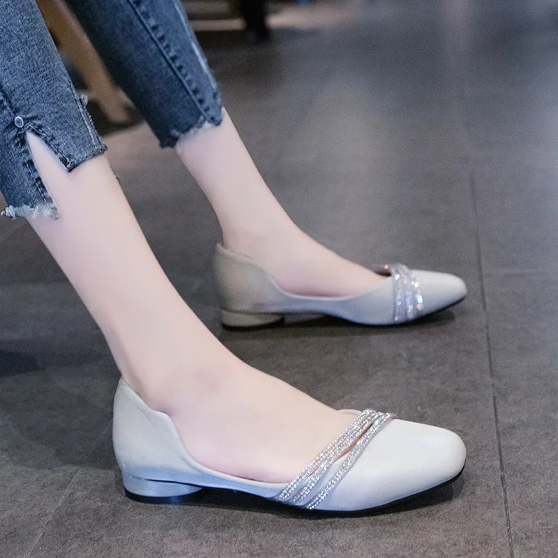 

Shoes Women's 2019 Summer Semi-high Heeled Western Style Small High Heel Low-Cut Man-made Diamond Square Head Moccosins Women's
