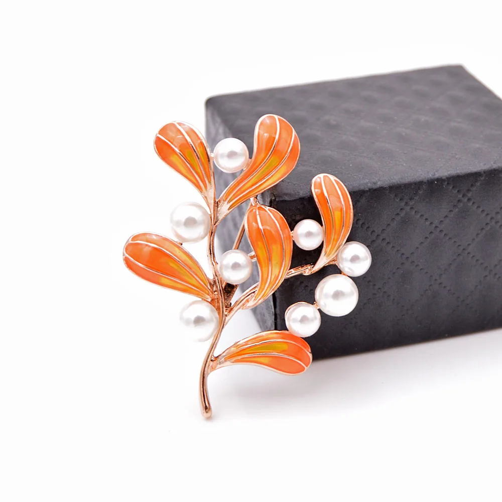 CINDY XIANG эмалированные броши в виде листьев для женщин, жемчужная булавка, простой дизайн, аксессуары для свадебного пальто, модное ювелирное изделие, аксессуары для растений