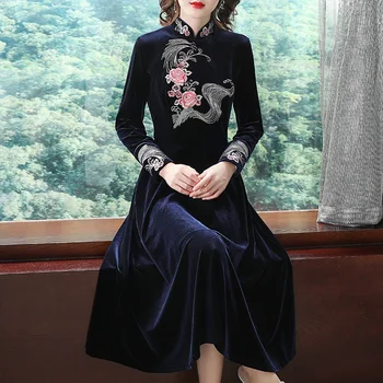 

Golden Velvet Maxi Dresses For Women Large Size Vintage Dress Embroidery Chinese Ladies Dresses Turtleneck Vestidos De Festa