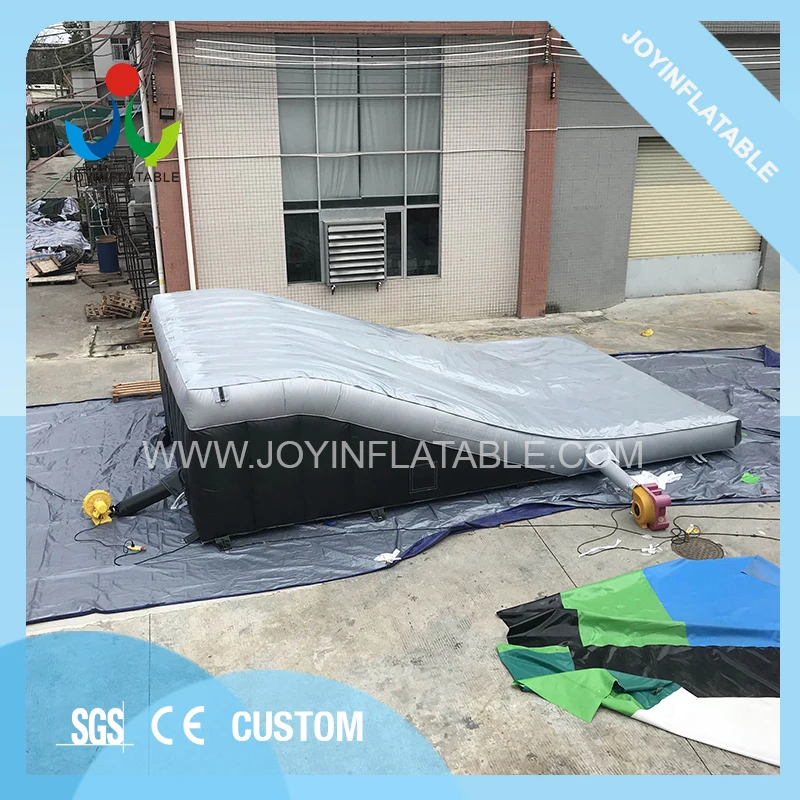 Outdoor Inflatable Stunt Air Bag For Adult On Sale Playground