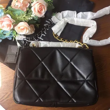 

Moment Sheepskin leather bag for lady mini size handbags for fashion lady brand luxury designs soft leather