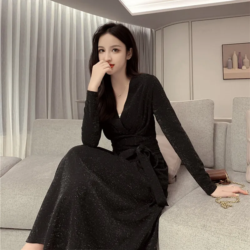

2020 Spring Women Clothing Solid Color Velvet Solid Color V-Neck Waist Strap Dress Elegant Elegance Knee-Length Dress