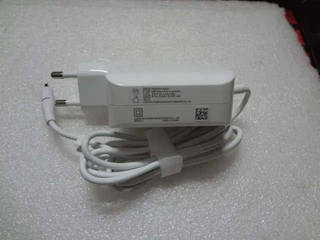 Samsung 노트북을 위한 필수 OEM AC 어댑터