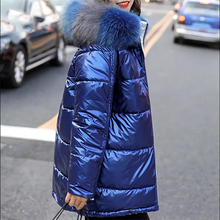 Зимнее женское пальто, Осеннее и зимнее новое, средней длины, толстое, теплое, с капюшоном, с меховым воротником, однотонное, металлический цвет, ветрозащитная куртка