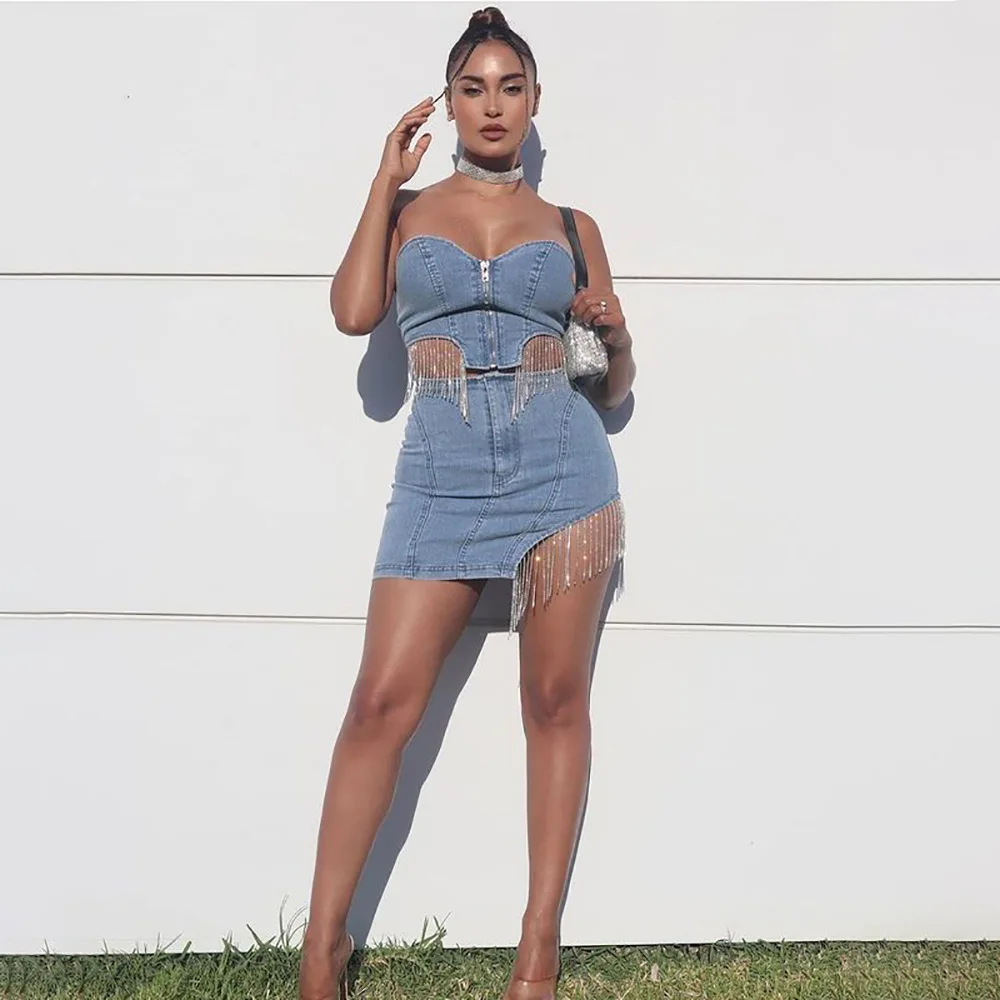 122975782_3579401125506404_990