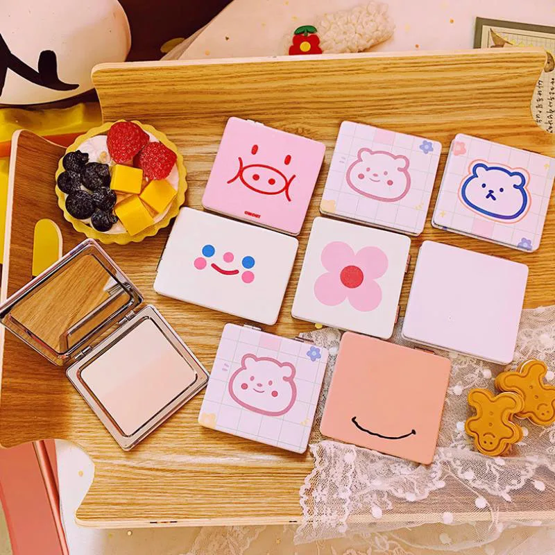 1 шт милая одежда с изображением мишки! Складное зеркало искусственная кожа складной компактный для женщин