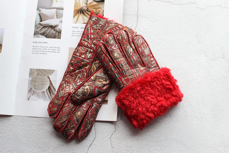 Women's Thickened Winter Sheepskin Fur Gloves Windproof Warm Outdoor Motorcycle Riding Color Leather Finger Gloves