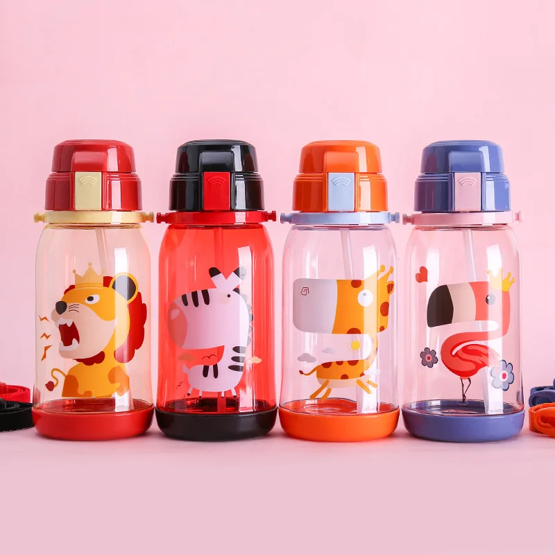 

650ml Kids Drinking Cartoon Water Bottles BPA Free Plastic Straw Children Bottle Children Kettle Portable Sports Bottle