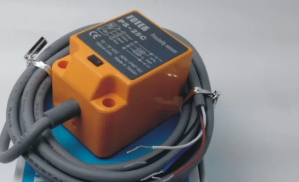 

Новый оригинальный Бесконтактный переключатель FOTEK, Тайвань