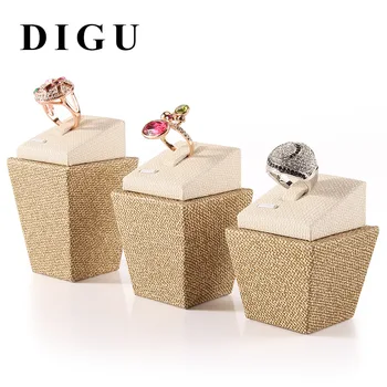 

Jute ring holder display stand jewelry stand couple diamond ring jewelry display props set