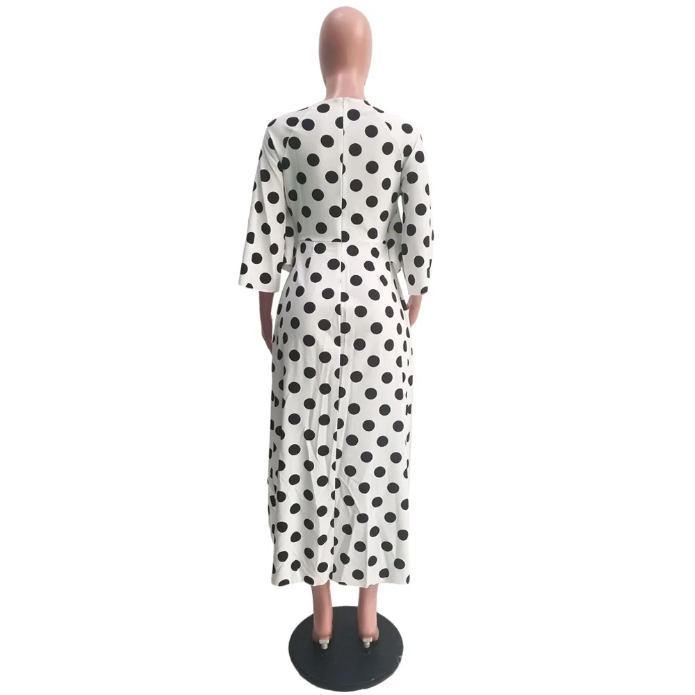 11887894134_1743081036