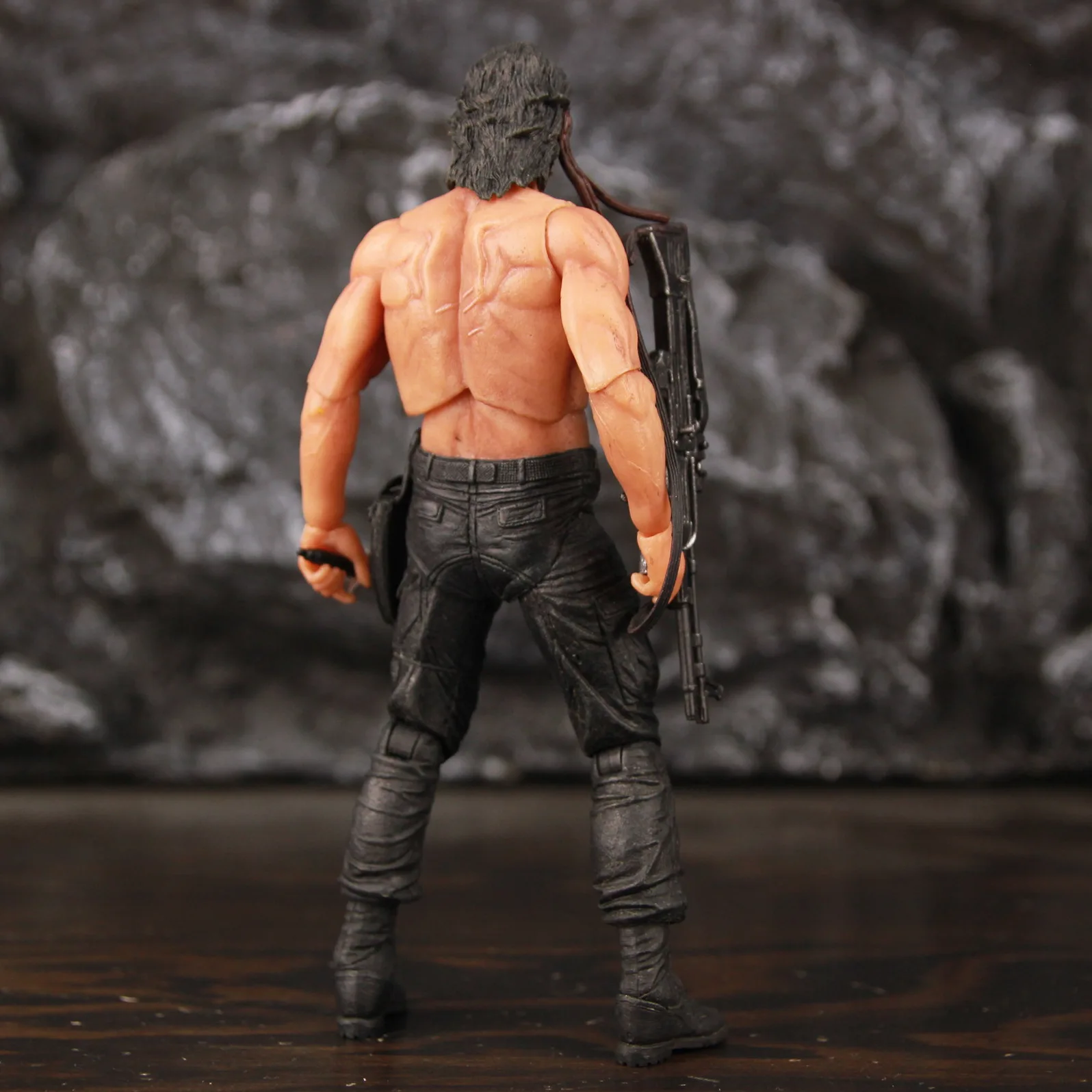 NECA 銀河ヒッチハイクガイド ブラスター プロップレプリカ