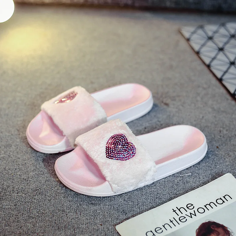 

Women Winter Slippers Plush Fur Slippers Indoor Slides Beach Slippers Women Fashon Slip On Soft Flats Casual Slipper Home Shoes