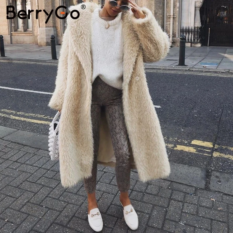 Женская уличная куртка из искусственного меха BerryGo мягкая длинная на пуговицах с