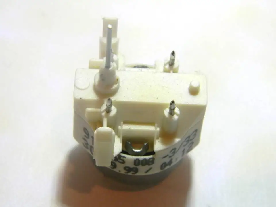 Audi A6 Passat B5 Old Bora Luofu Jetta King Roewe VDO Speedometer Car Stepper Motor Instrument Motors KOMBIINSTRUMENT Nr.-08 instrument stepper motor