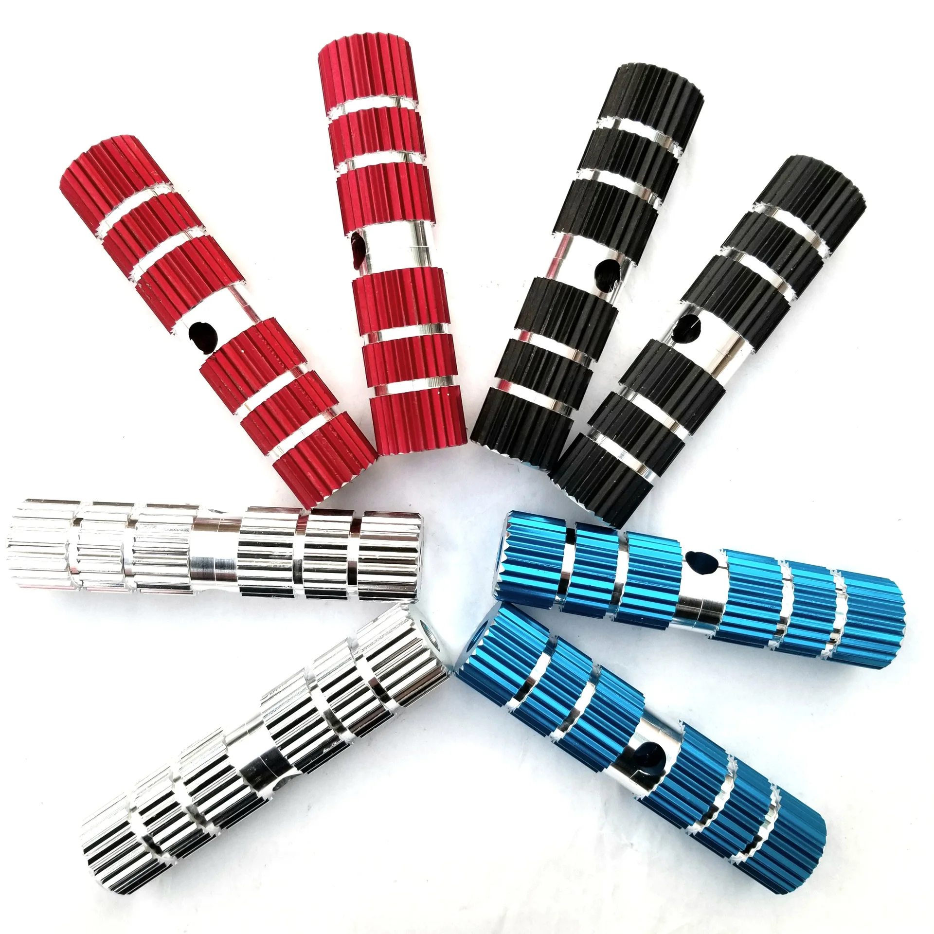 

Bicycle Rocket Tube/Mountain Bike Circle Socle Aluminum 100mm Long Solid Rear Axle Pedal Riding Equipment
