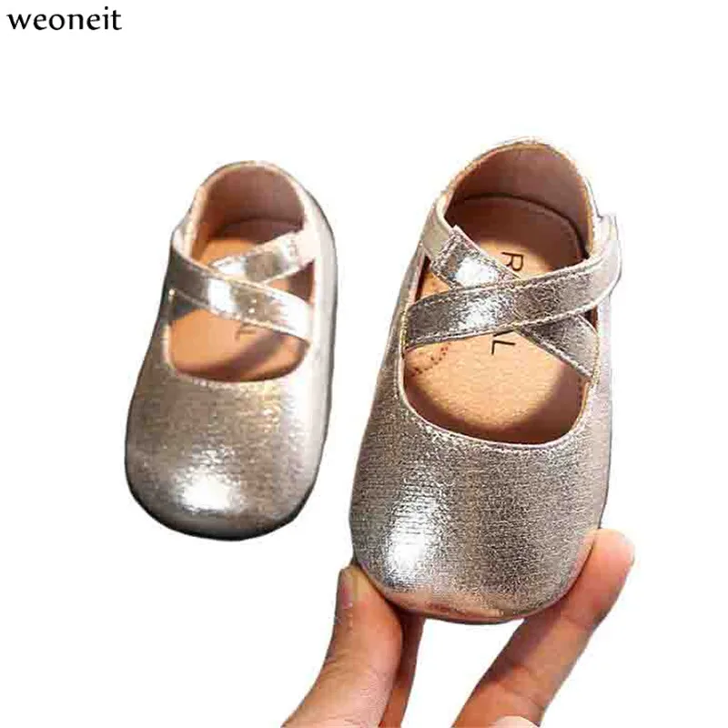 

Weoneit Baby Toddler Shoes Spring and Autumn Hook Loop Baby Princess Leather Shoes Toddler Girl Shoes 0-3Y