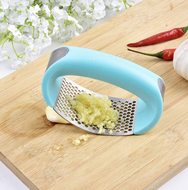 Steel Garlic Presses Manual Garlic Mincer Chopping Garlic Tools Squeezer Curve Vegetable Tools Kitchen  Accessories