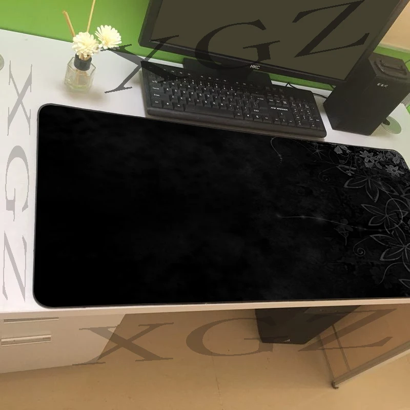 

XGZ Cool Black Background Window Flower Lock Large Animation Game Mouse Pad Computer Keyboard Table Mat 600x300 / 900x400