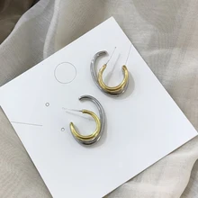 Шикарные корейские двухцветные серебряные золотые геометрические серьги-гвоздики для женщин и девушек праздничные аксессуары на подарок модное ювелирное изделие