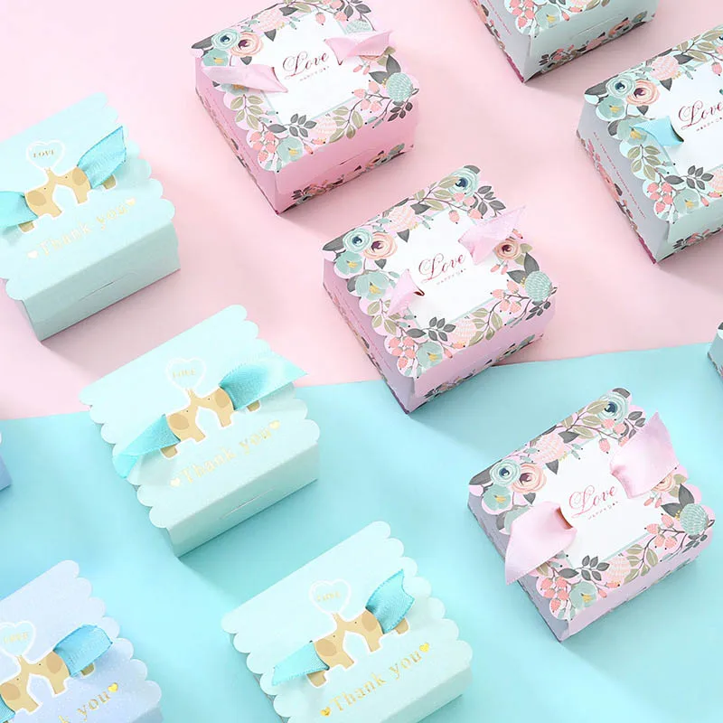 

Wedding Party Favor Paper Wedding Decoration Present Pouch Coloured Ribbon Present Case 5Pcs Candy Boxes Nice Gift