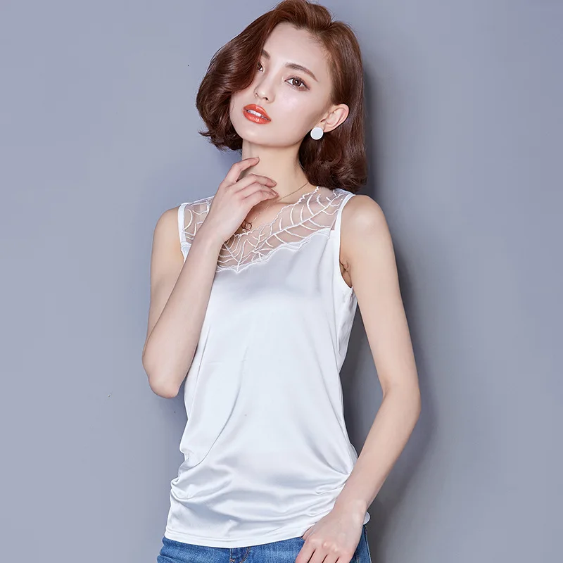 

Sexy Lace Tank Top Women Camisoles Vest Solid Color V-Neck Sleeveless T-Shirts Hollow out lace Tops Shirt Female Fashion Clothes