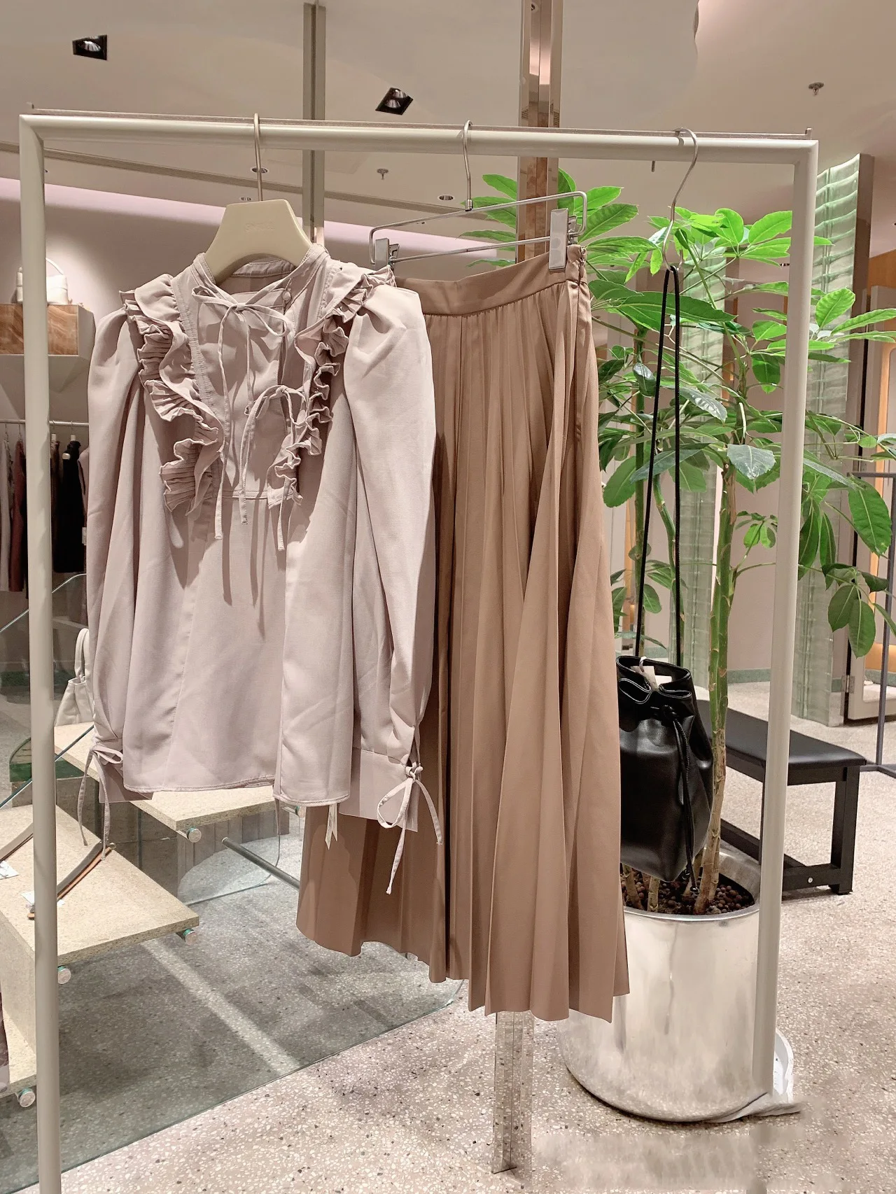 008jOSe3gy1gu0vwo23ioj30zk1beq