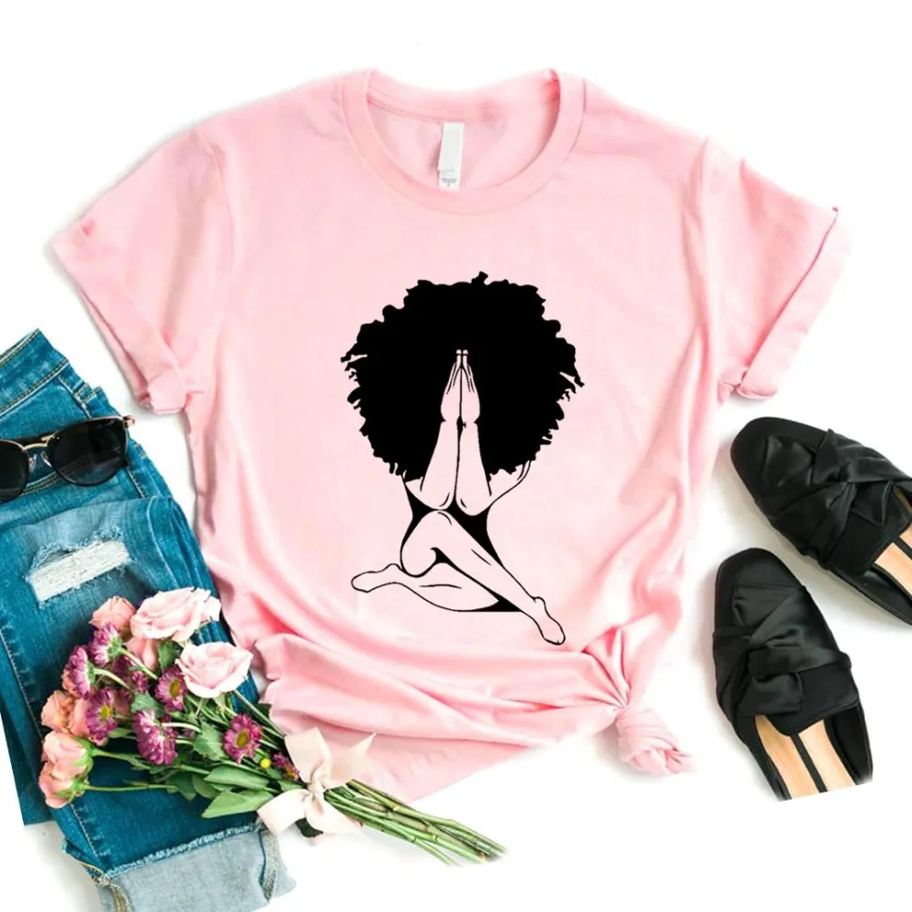 Афро женщина молящийся принт Женская футболка смешные изделия из хлопка футболка для Yong Леди Девушка Топ тройник 6 цветов Прямая поставка NA-459