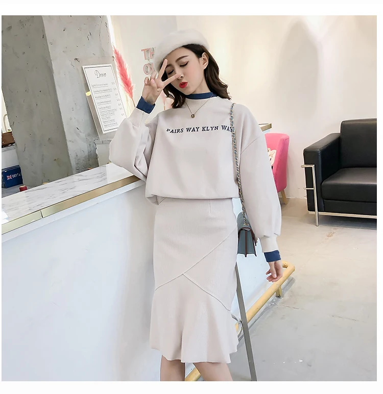 

Oshangchaopin Women Autumn Casual Knit Skirt 2-piece Set High Quality Letters Embroidery Pullovers+Elastic Waist Pleated Skirt