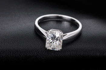

Starsgem Super White EF 18K Test Positive VVS Moissanite Engagement Ring High Quality Moissanite Ring for Women