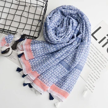 

Fashion Triangle Autumn and winter Ethnic style Women's Cotton and linen beach Shawl Print Tassels blanket scarf lady Scarf