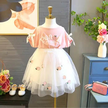 

Summer girl dress suit new version of the small and medium children strawberry short-sleeve T-shirt net yarn dress two-piece