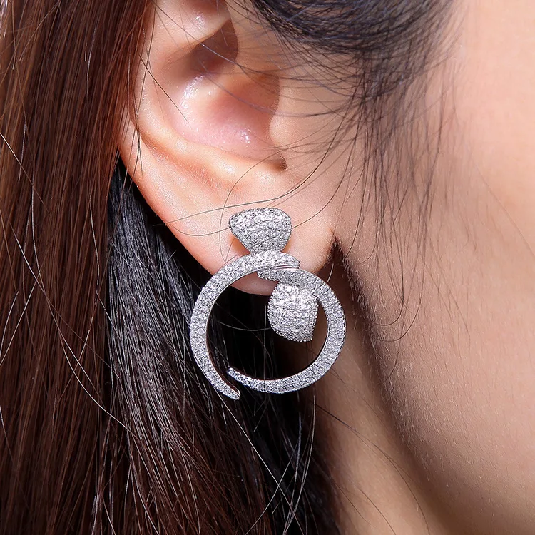 

Designer Fashion 925 Sterling Silver Jewelry Cubic Zirconia Bow Tie Butterfly Knot Earring Asymmetric,hot brand Party jewelry