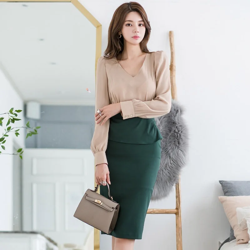 

2019 Autumn New Style Korean-style WOMEN'S Wear V-neck Long Sleeve Contrast Color Slimming Sheath Slit Dress a Grant from Women'