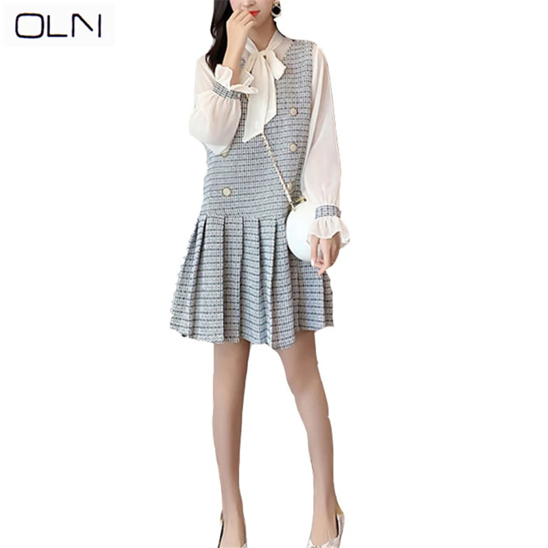 

OLN Autumn dress Korean 2019 New arrival wholesale Trumpet Sleeve Shirt + Ruffled Plaid Wool Tank Top Two-piece Dress