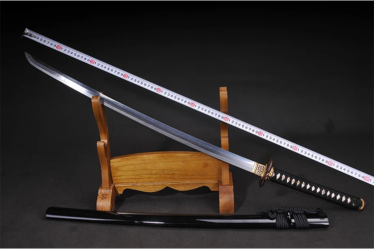 Samurai sword Katana Japanese Handmade Folded Steel sharp edge Dragon Tsuba Wooden Saya Ninja swords Decorative metal craft