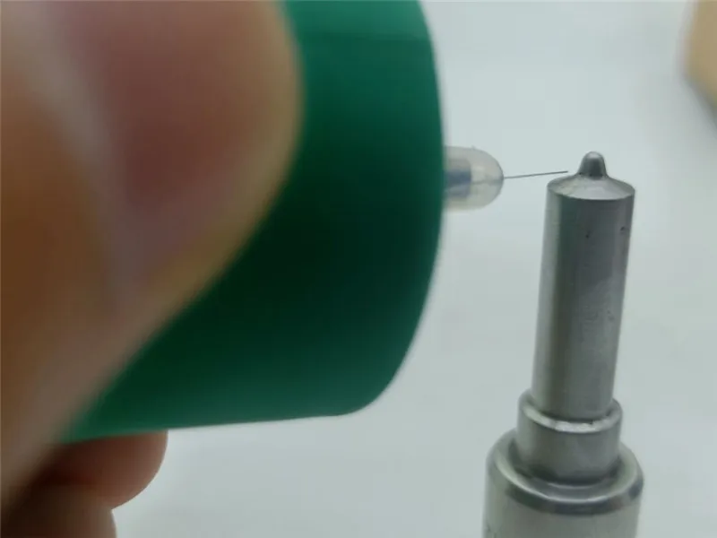 Common Rail Diesel Injector Nozzle Hole Cleaning Machine (1)