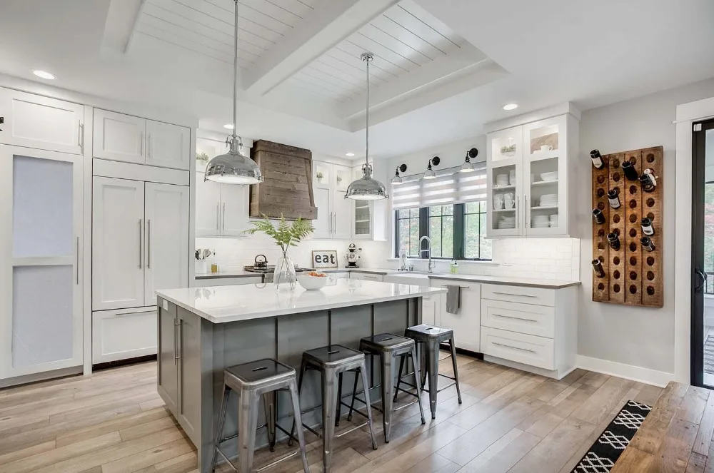 Stylish-Farmhouse-Kitchen-Ideas-05-1-Kindesign