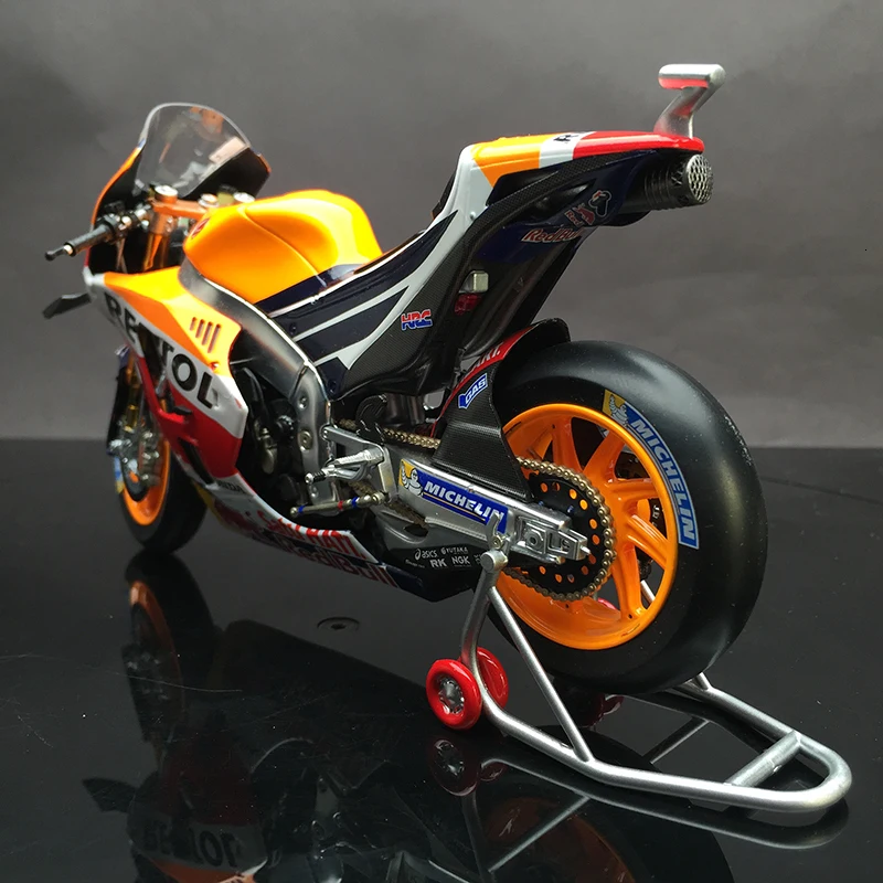 Rc213v racing motorcycle alloy ABS model adult children toys gifts home decoration series